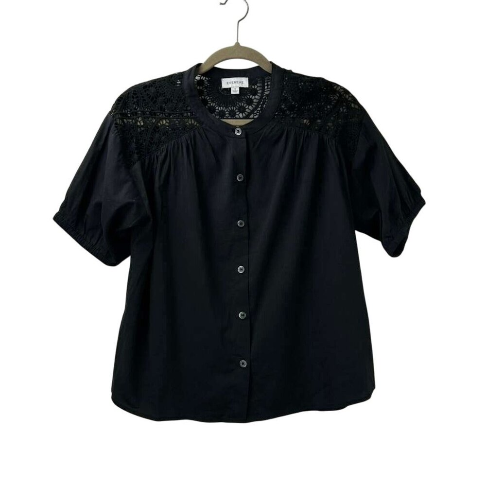 Evereve Women’s S Black Short Sleeve Crochet Back Button Up Blouse Rayon Blend - Picture 9 of 12